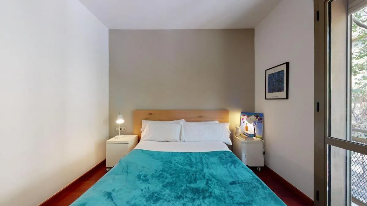 Apartment Modern And Bright Three-Bedroom In Eixample Barcelona Spain