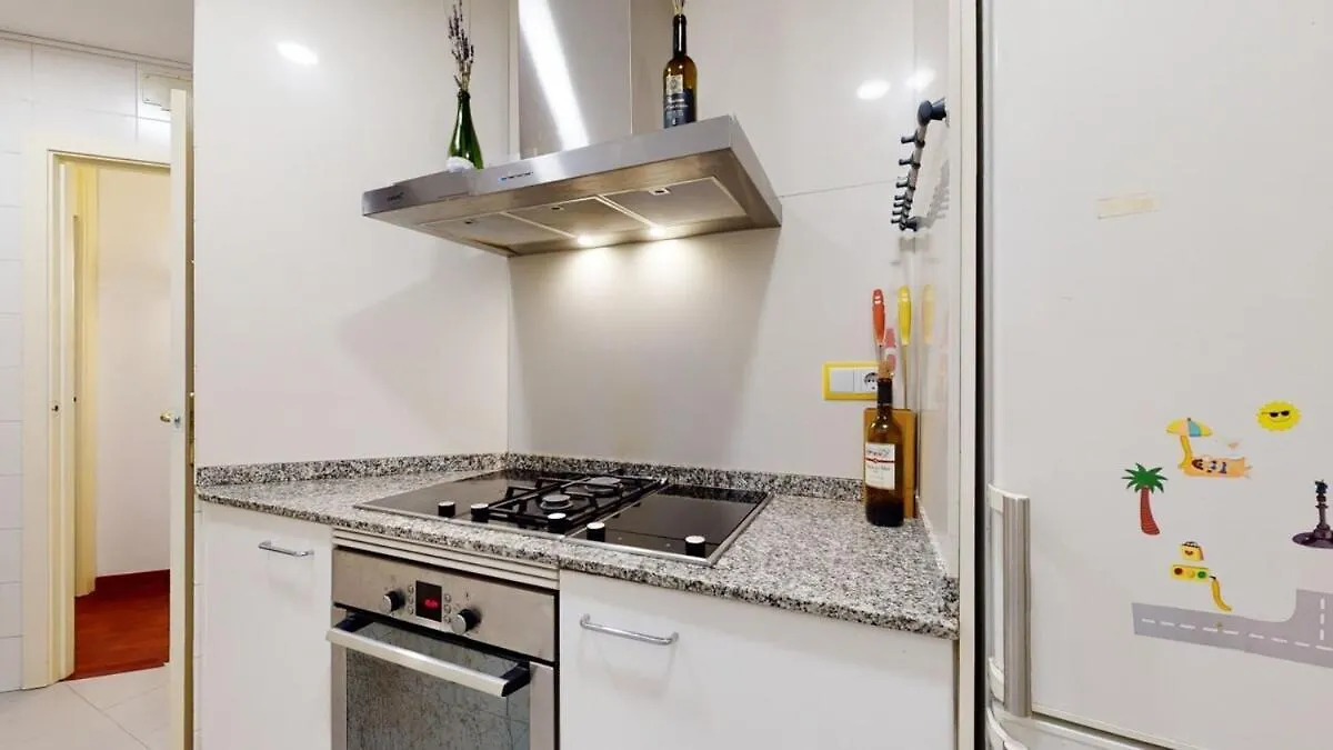 Modern And Bright Three-Bedroom In Eixample Barcelona Spain